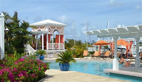 Hope town inn and marina - Charming and relaxing resort located in the Hope Town harbour in Abaco, The Bahamas. Hotel, Villas, Restaurant & Full Service Marina.